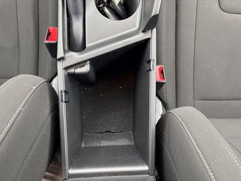 Used 2024 Hyundai Elantra SEL image 35