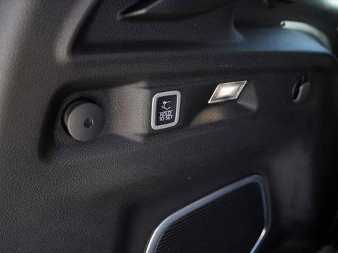 Certified 2023 Jeep Grand Cherokee L Limited AWD/4WD image 23