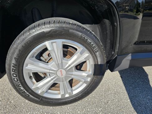 Used 2017 GMC Terrain SLT image 18