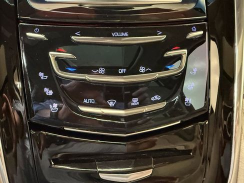 Used 2017 Cadillac Escalade ESV Premium Luxury AWD/4WD image 16