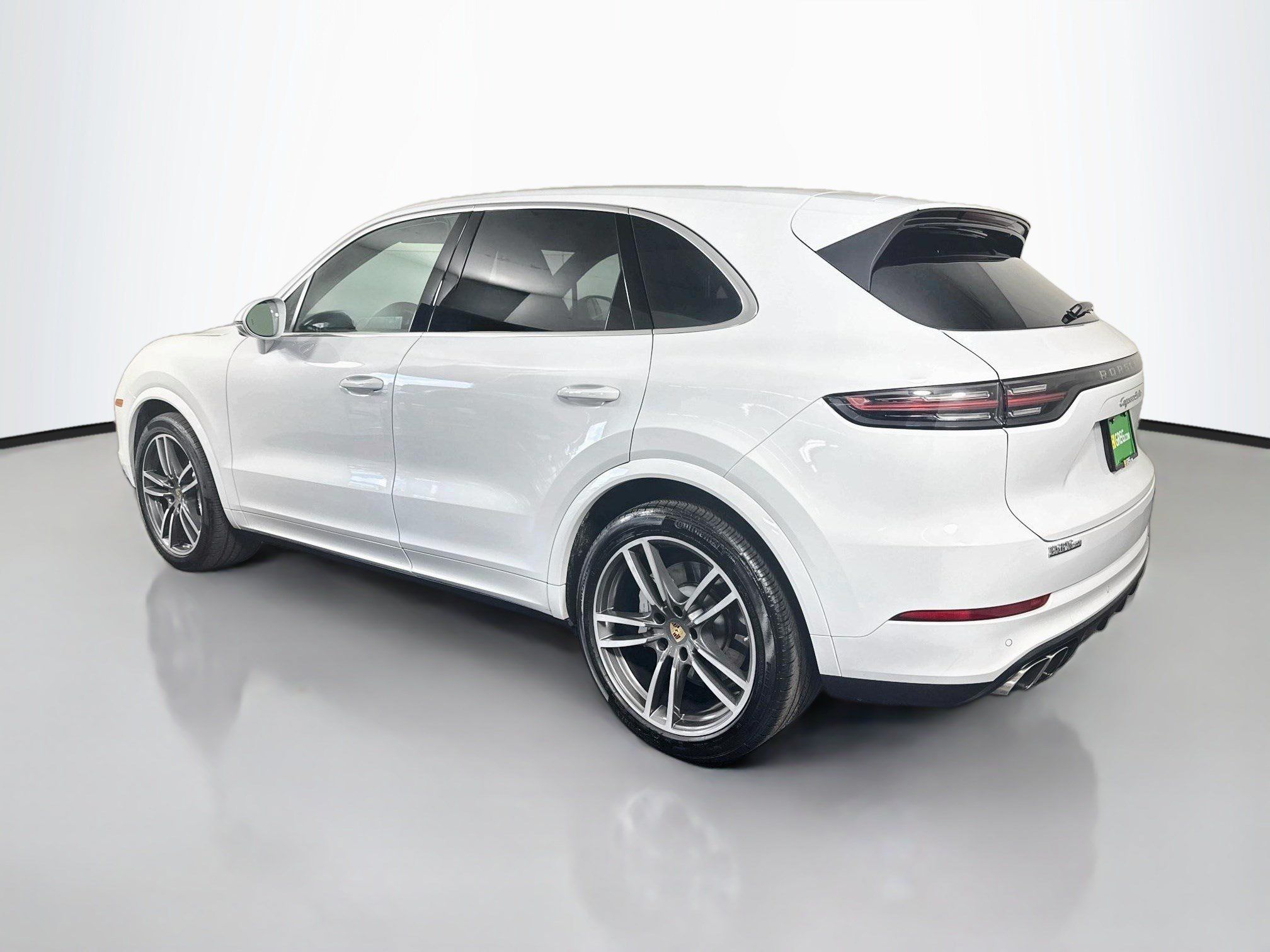 Used 2023 Porsche Cayenne Turbo w/ Assistance Package AWD/4WD image 7