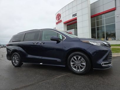 Used 2021 Toyota Sienna XLE w/ XLE Plus Package