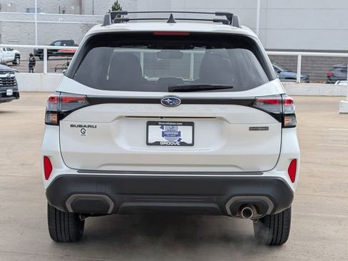 Used 2025 Subaru Forester Limited w/ Popular Package AWD/4WD image 5