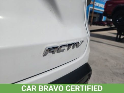 Certified 2025 Chevrolet Trax ACTIV w/ Driver Confidence Package FWD image 12