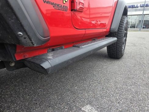 Used 2021 Jeep Wrangler Sport S image 24