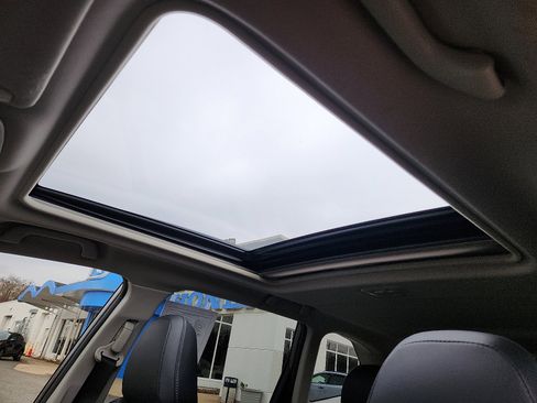 Used 2022 Subaru Forester Limited image 15