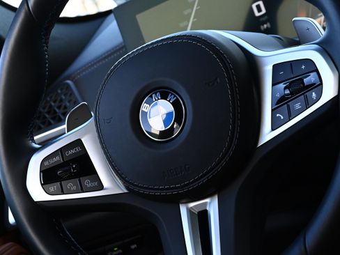 Certified 2025 BMW X6 M60i w/ Executive Package image 22