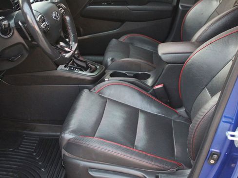 Used 2019 Hyundai Elantra Sport w/ Cargo Package image 15