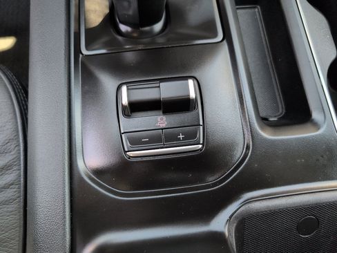 Used 2024 GMC Sierra 1500 Denali w/ Denali Reserve Package image 32