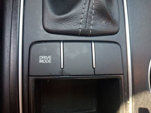 Used 2019 Kia Sorento L image 21