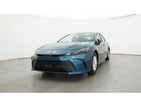 New 2026 Toyota Camry LE image 38