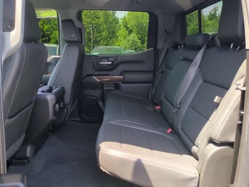 Used 2021 Chevrolet Silverado 1500 LT Trail Boss w/ Convenience Package II AWD/4WD image 23