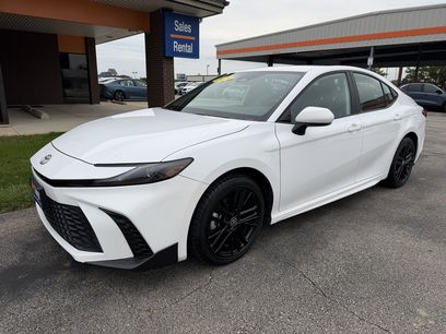 Used 2025 Toyota Camry SE