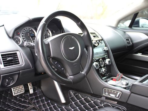 Used 2012 Aston Martin Rapide image 22