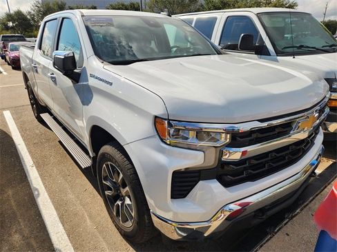 Used 2022 Chevrolet Silverado 1500 LT image 1