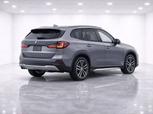 Used 2023 BMW X1 xDrive28i w/ Premium Package AWD/4WD image 5