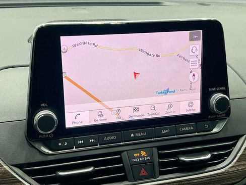 Used 2020 Nissan Altima 2.0 Platinum image 35