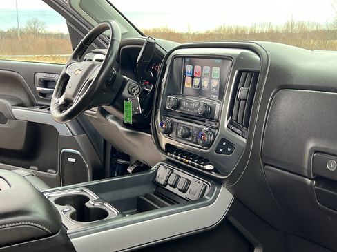 Used 2016 Chevrolet Silverado 2500 LTZ w/ LTZ Plus Package image 29