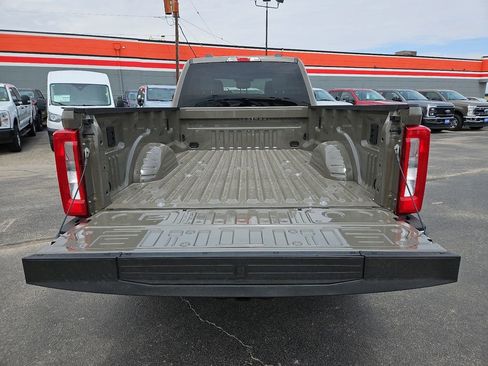 New 2026 Ford F350 XLT w/ FX4 Off-Road Package AWD/4WD image 18
