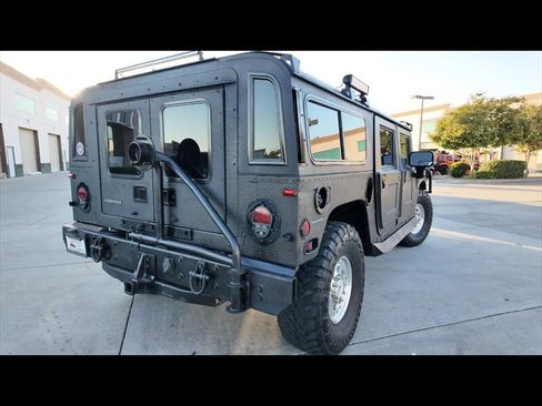 Used 1997 HUMMER H1 Wagon 4D image 25