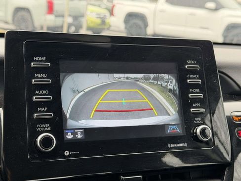 Used 2024 Toyota Camry SE w/ Convenience Package image 4