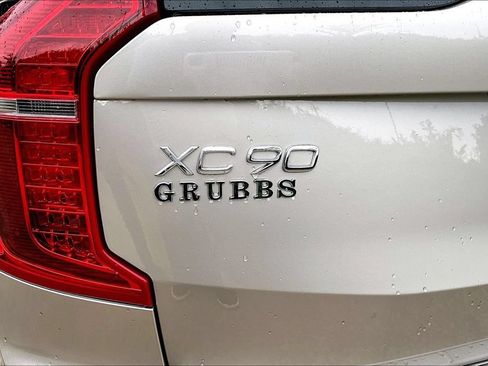 Certified 2024 Volvo XC90 T8 Ultimate w/ Protection Package Premier AWD/4WD image 41