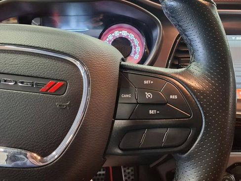 Used 2022 Dodge Challenger R/T Scat Pack w/ Shaker Package image 22