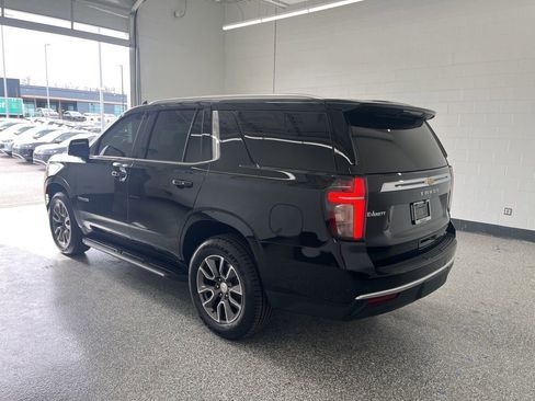Used 2023 Chevrolet Tahoe LT w/ Luxury Package image 3