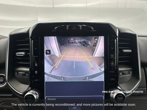 Used 2024 RAM 1500 Lone Star image 17