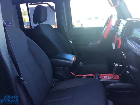 Used 2018 Jeep Wrangler Unlimited Sport S image 20