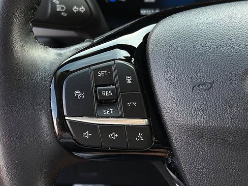 Used 2024 Ford Escape Active w/ Tech Pack #1 AWD/4WD image 16