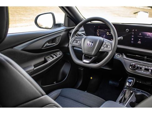 New 2026 Buick Envista Preferred image 33