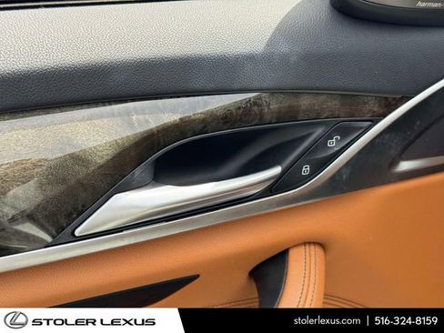 Used 2022 BMW 530i xDrive w/ Premium Package AWD/4WD image 21