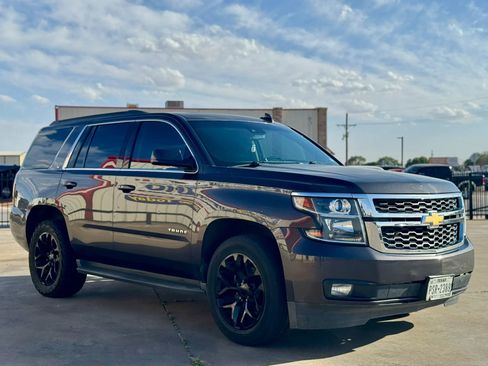 Used 2016 Chevrolet Tahoe LT RWD image 3