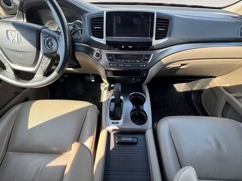 Used 2019 Honda Ridgeline RTL-T image 11