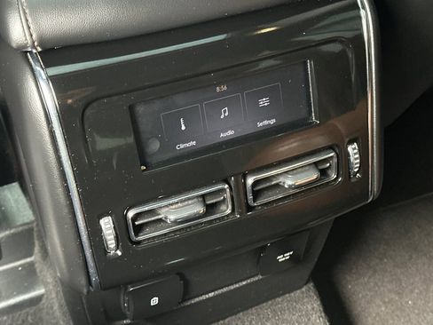 Used 2024 Lincoln Aviator Reserve AWD/4WD image 15
