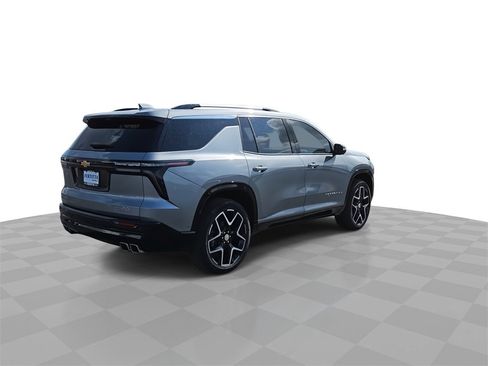 New 2026 Chevrolet Traverse High Country image 8