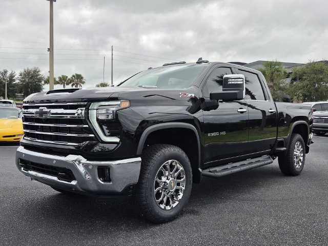 New 2026 Chevrolet Silverado 2500 LTZ w/ LTZ Premium Package AWD/4WD image 2