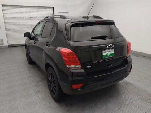 Used 2020 Chevrolet Trax LT w/ Driver Confidence Package FWD image 5