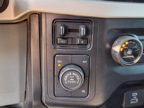 Used 2021 Ford F150 XL w/ Trailer Tow Package image 17