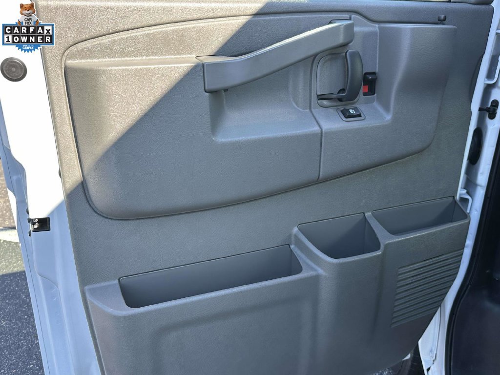 Used 2025 GMC Savana 2500 w/ Driver Convenience Package RWD image 16