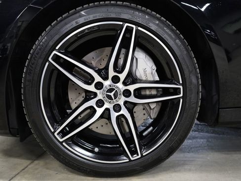Used 2020 Mercedes-Benz E 450 4MATIC Sedan image 32
