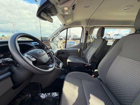 Used 2023 Ford Transit 350 XLT image 10