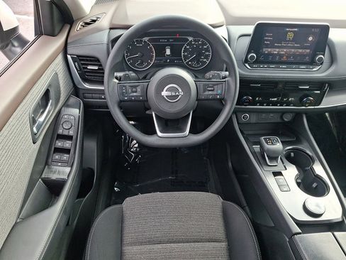 Certified 2023 Nissan Rogue SV AWD/4WD image 11