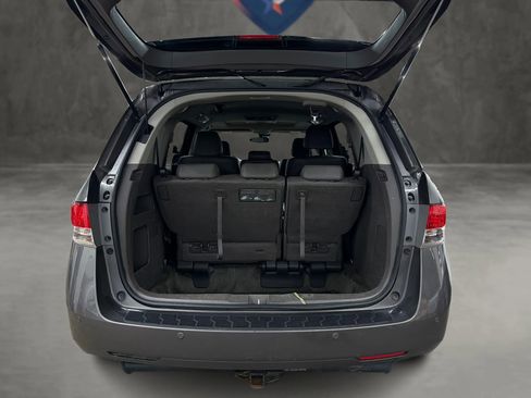 Used 2016 Honda Odyssey Touring image 12
