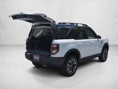 Used 2023 Ford Bronco Sport Outer Banks w/ Tech Package AWD/4WD image 5