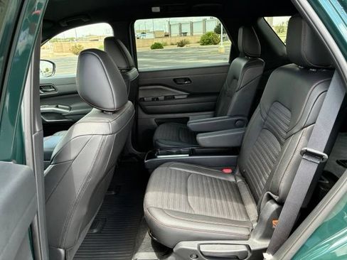 Certified 2025 Nissan Pathfinder Rock Creek AWD/4WD image 13