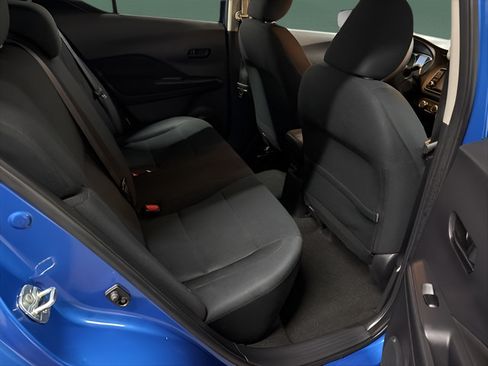 Used 2024 Nissan Kicks S FWD image 13