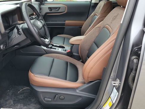 New 2026 Ford Bronco Sport Outer Banks image 9