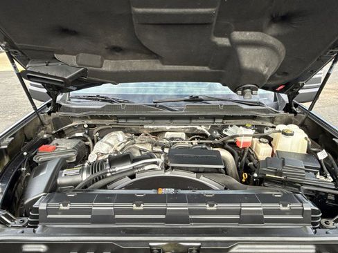 Certified 2024 Chevrolet Silverado 2500 LT w/ All Star Edition image 9